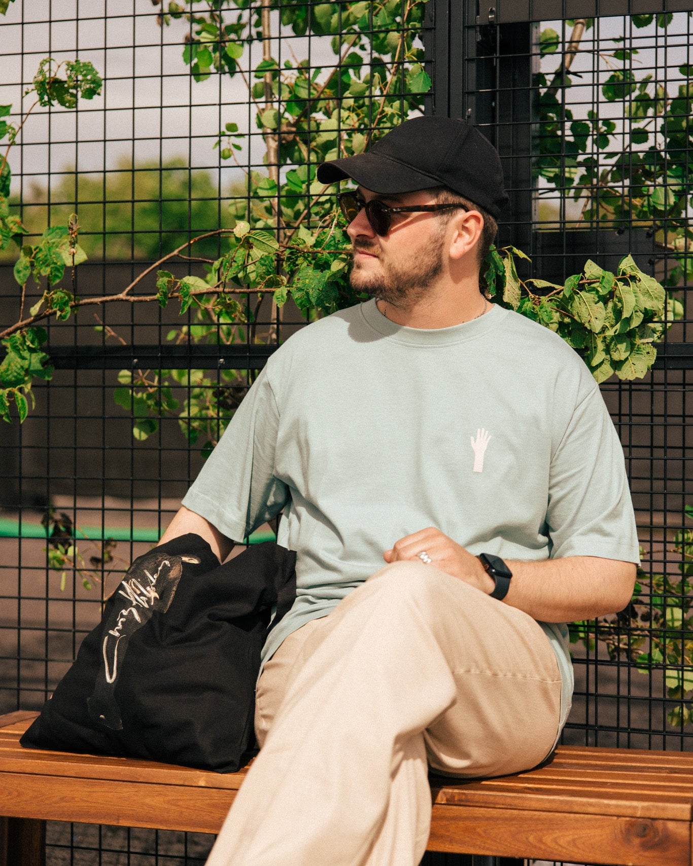 Rekk opp hånda T-skjorte